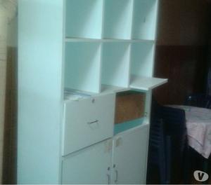 mueble blanco forma