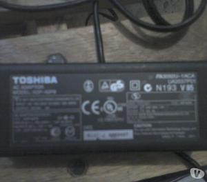 Cargador Portátil Toshiba 15v 4a compatible para CANAIMA