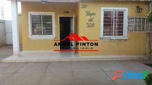 CASA EN ALQUILER URB EL SOLER MARACAIBO API 2299