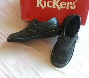 Zapatos Kiker usados