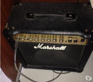 Amplificardor Marshall MG15CDR