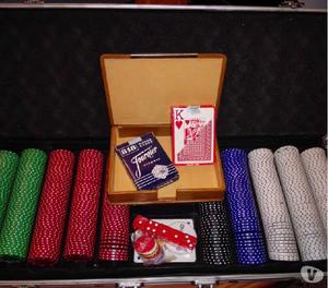 Maletín fichas de poker profesional incluye cartas.