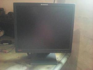 Monitor Lenovo 17 Pulgadas