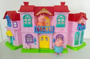 Casa De Peppa Y Familia Con Accesorios