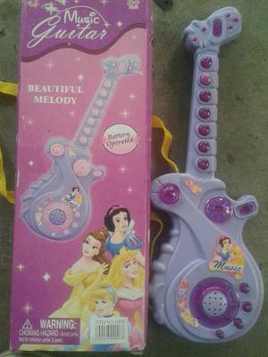 Guitarra Princesas Disney Musical 30x10cm Juguetes Teclados