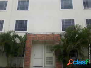 Hermoso Townhouse en Venta en Caminos de Tarabana