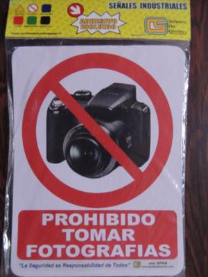 Señal Aviso Prohibido Tomar Fotografîas