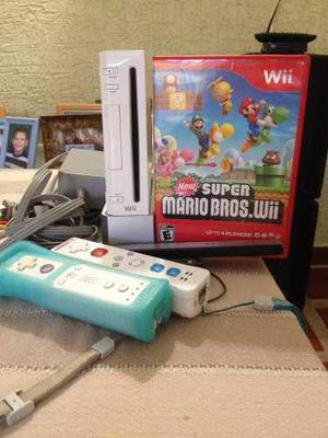 Nintendo Wii Con Sus Dos Controles Y Juegos