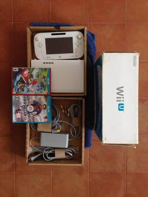 Se Vende Consola De Wiiu Original De 8gb Con Dos Juegos