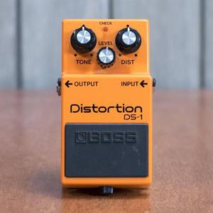 Boss Ds-1 Pedal Distortions