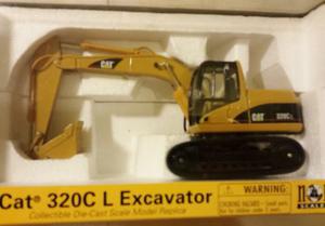 Norscot Cat 320c L Hydraulic Excavator 1:50. Import Usa