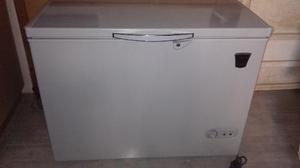 Refrigerador-congelador Premium 258l