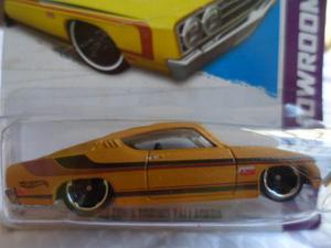 Tres Carritos Hot Wheels