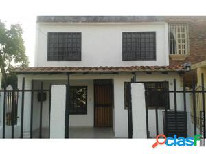 Casa en venta Altos de Camoruco Acarigua 18-7491