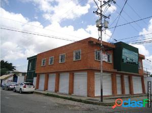 EXCELENTE LOCAL