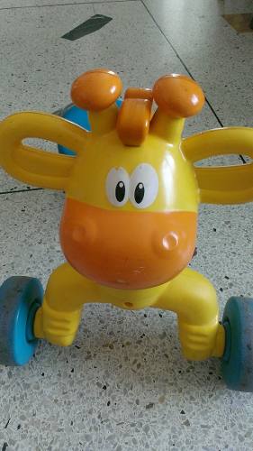 Triciclo Jirafa Little Tikes