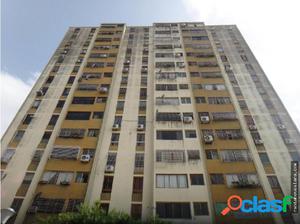 Vendo Apartamento Este de Barquisimeto 18-8195