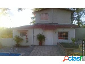 Vendo Casa Mata redonda 18-2466