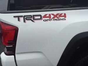 Calcomania Tacoma Trd 4x4 Off-road. Entrega Inmediata.