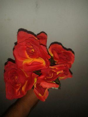 Flores Artificiales Rosas Rojas Con Amarillo