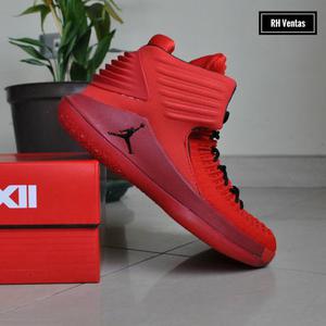 Nike Jordan 32