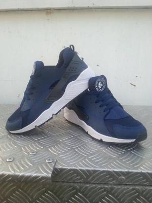 Zapatos Nike Huarache Talla 41