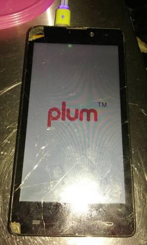 Celular Plum Z512i Dual Sim