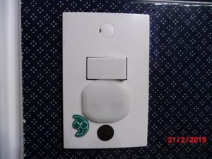 Protectores Enchufes Plug Protectors Blancos Importados C/u