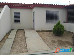 Vendo Casa Urb El Amanecer 18-13844