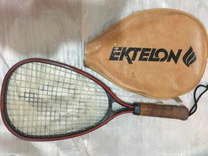 Ae-019 Remate: Raqueta De Tennis Con Su Forro
