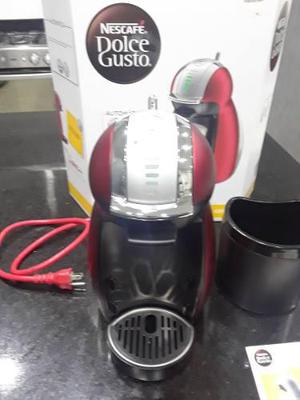 Cafetera Nescafe Dolce Gusto