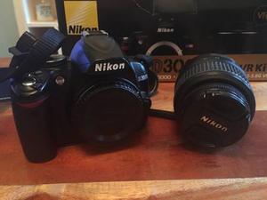Cámara Slr Nikon D3000 Digital Con Lente 18-55 Mm Vr