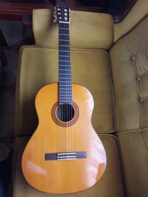 Guitarra Yamaha C70 Negociable.