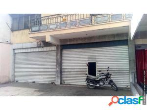 Comercial en Alquiler en Av. Libertador MLS18-5637