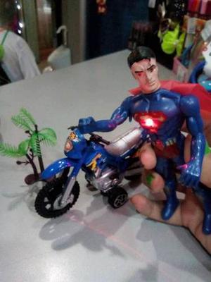 Muñeco Superman Spiderman Batman 12cm Con Moto, Niño