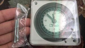 Reloj Programador Flash Compact Prog.24h Res 200h 48vdc