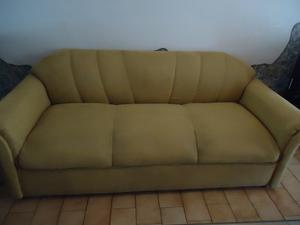 Bello Sofa 3 Puestos. Mueble. Tela Microser.usado.