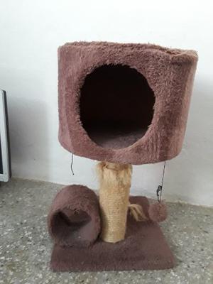 Casa Rascador Para Gatos Usada