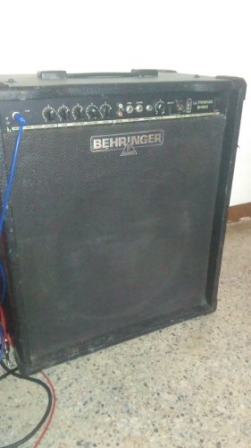 Amplificador De Bajo Electrico Bheringer De 180w