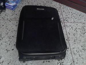 Se vende llamar tensiometro manual maleta de viaje y zapatos