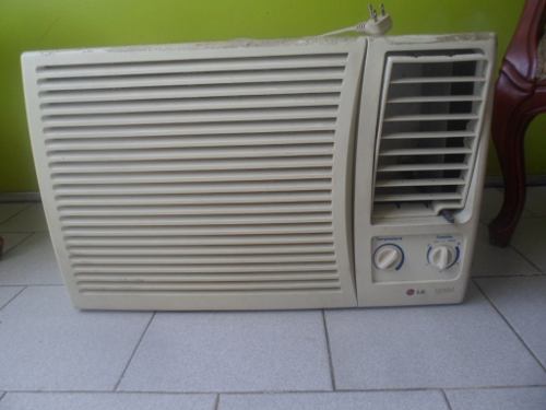 Aire De Ventana 220v De  Btu