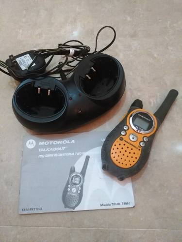 Radio Motorola Talkabout  Con Cargador Doble