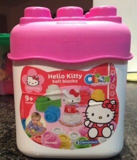 Cubos De Goma Hello Kitty