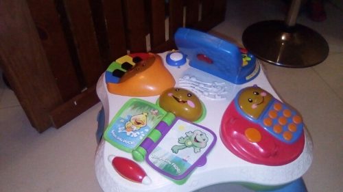 Mesa Didáctica Marca Fisher Price En Buen Estado