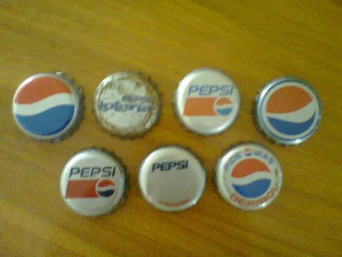 Combo De 7 Chapas Coleccionables De Pepsi Diferentes Epocas
