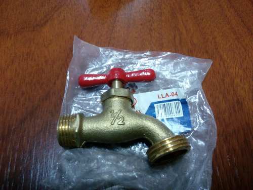 Llave De Chorro Para Manguera De Bronce 1/2