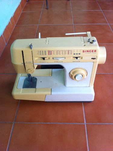 Maquina De Coser Singer c