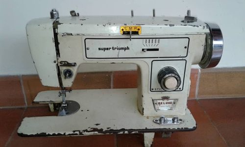 Maquina De Coser Super Triump