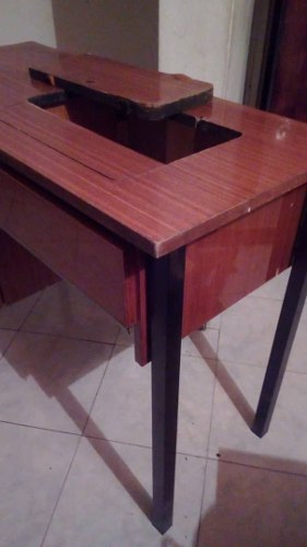 Mesa Para Maquina De Coser.