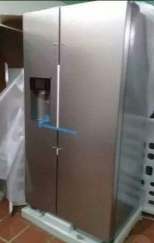 Nevera Dos Puertas Con Dispensador Nueva Con Su Caja 680trum